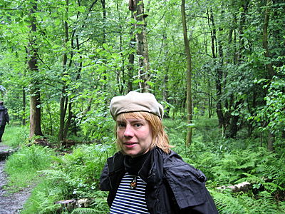 christine im wald.jpg